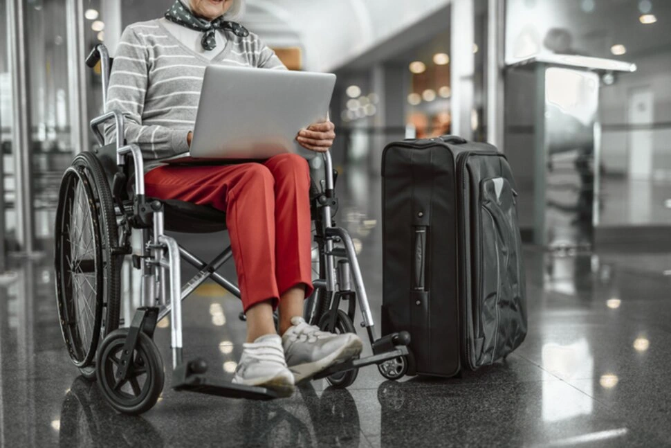 How Dignified Assistance Seating Enhances Elder Womens Mobility and Confidence