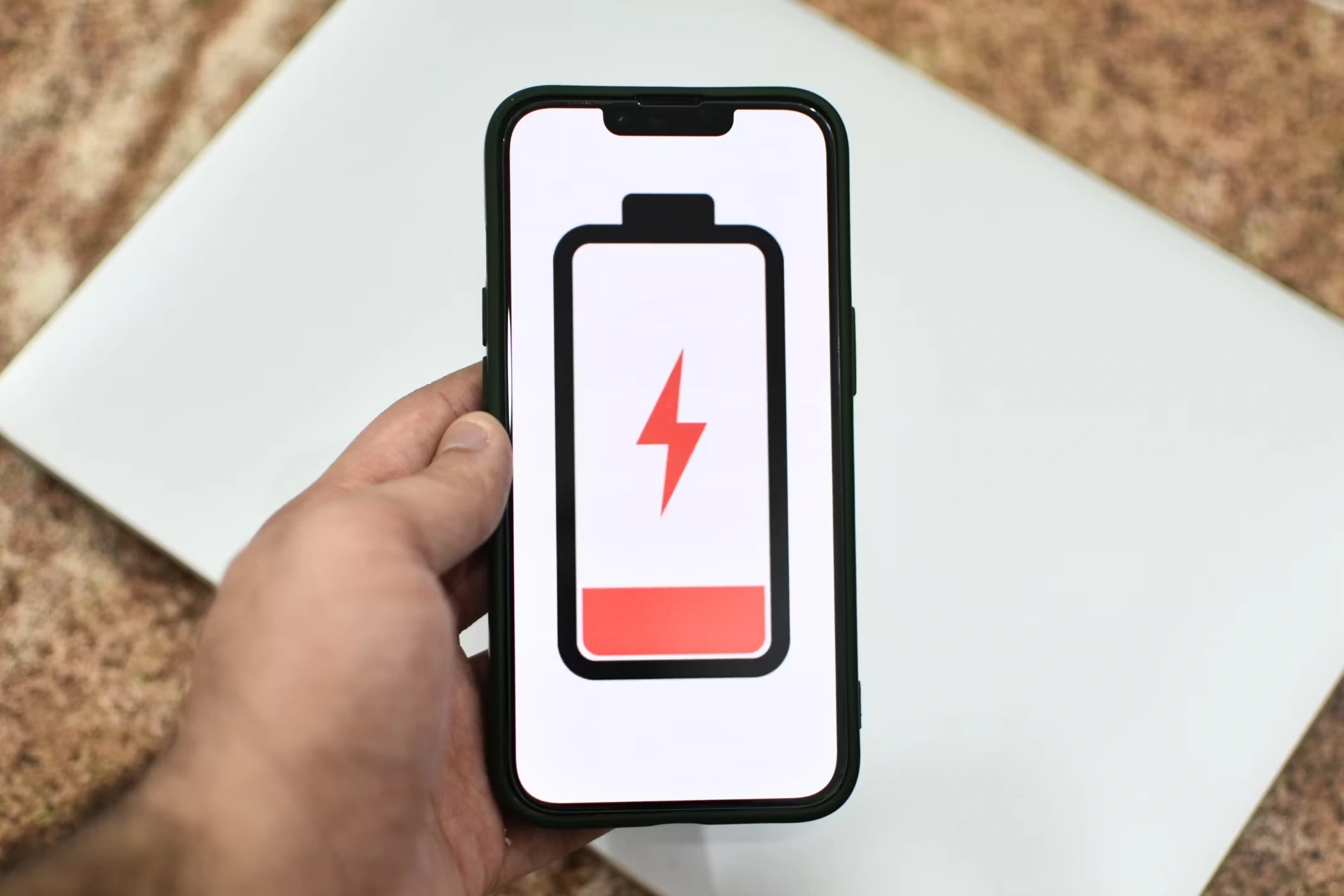 Empowering Women to Solve Common Iphone Battery Drain Issues